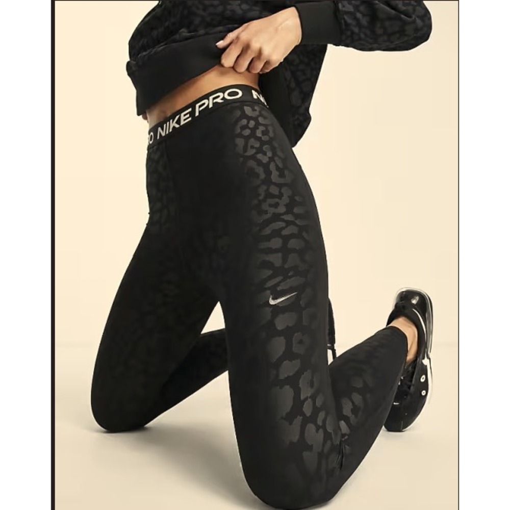 Nike Pro Black Leopard Leggings Women's Size Small Tonal Animal Print